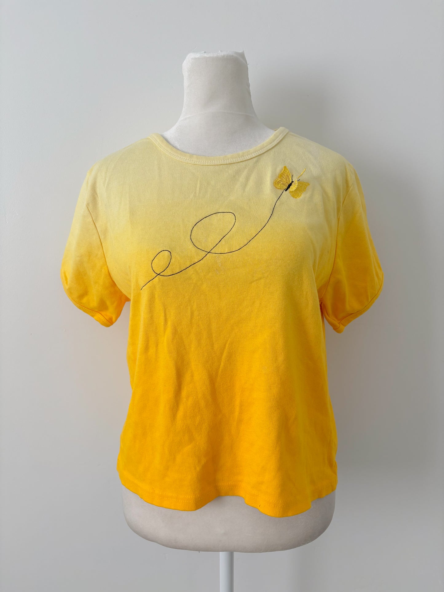Yellow butterfly tee-M