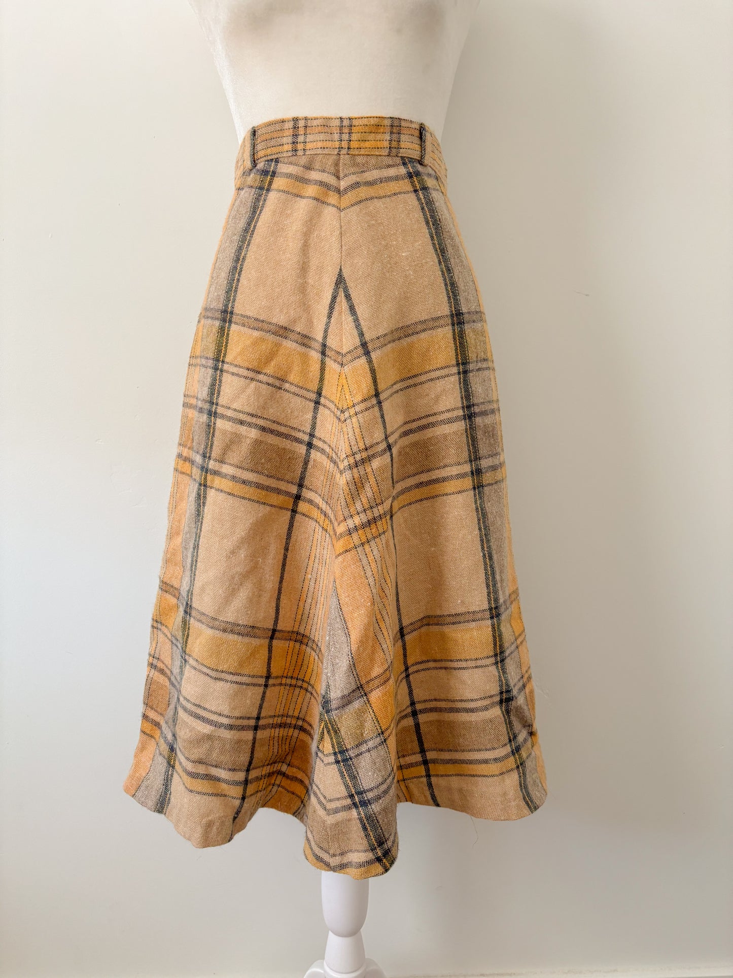 Yellow plaid skirt - s