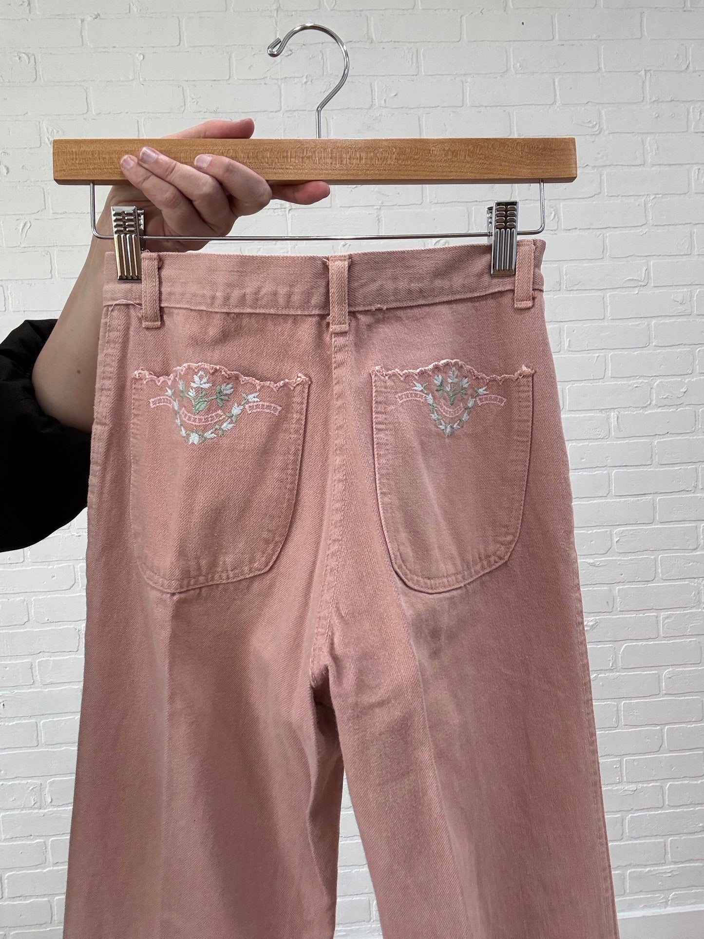 Pink embroidered jeans - 5