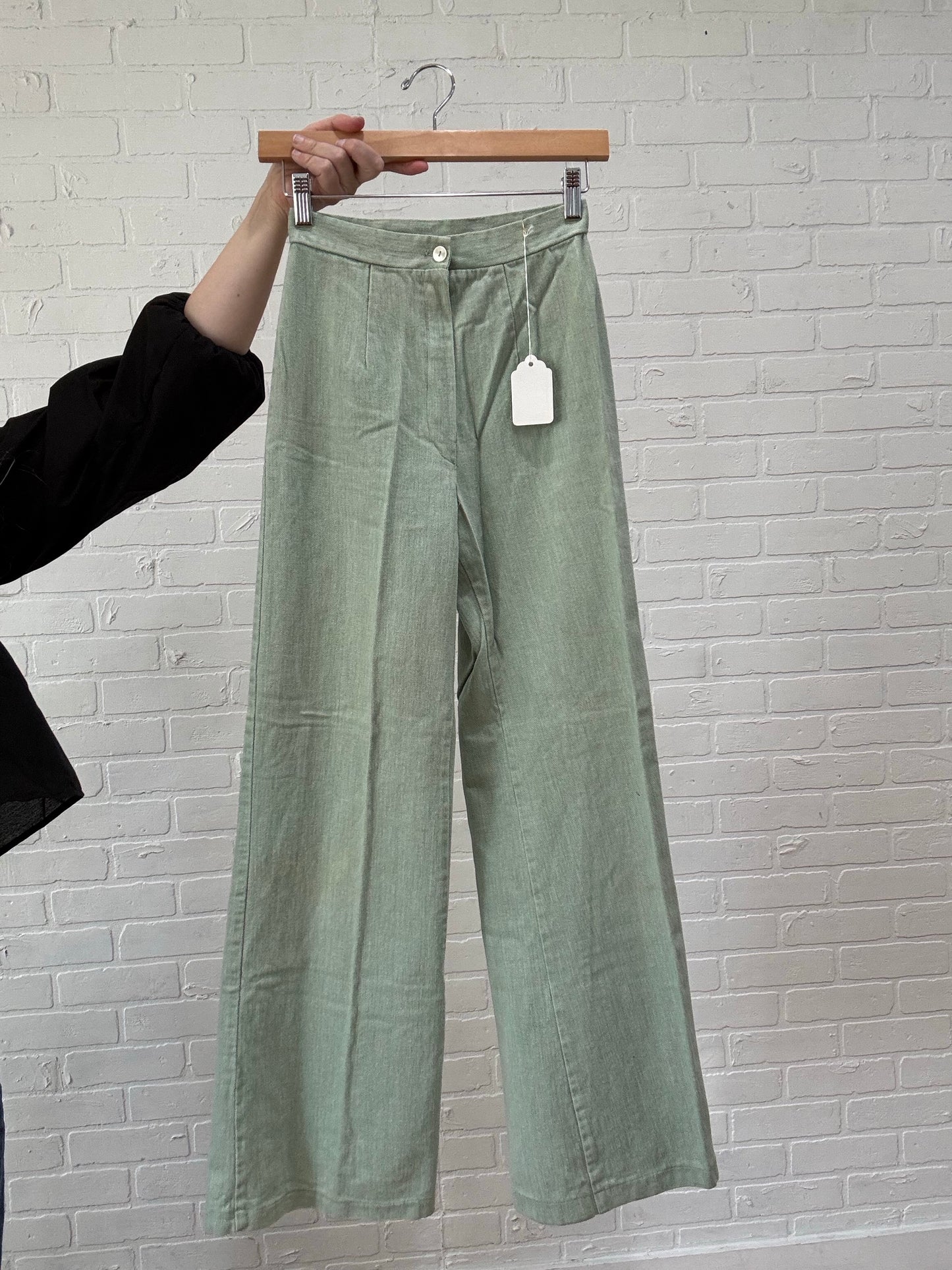 Sage green trousers - s