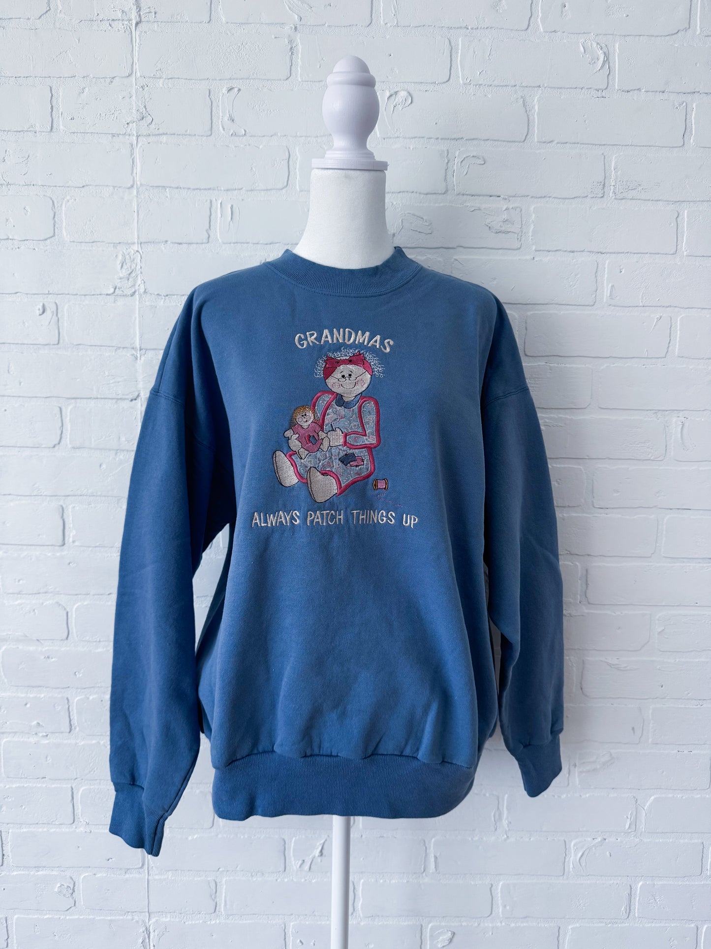 Blue cheek-o grandma sweater - L