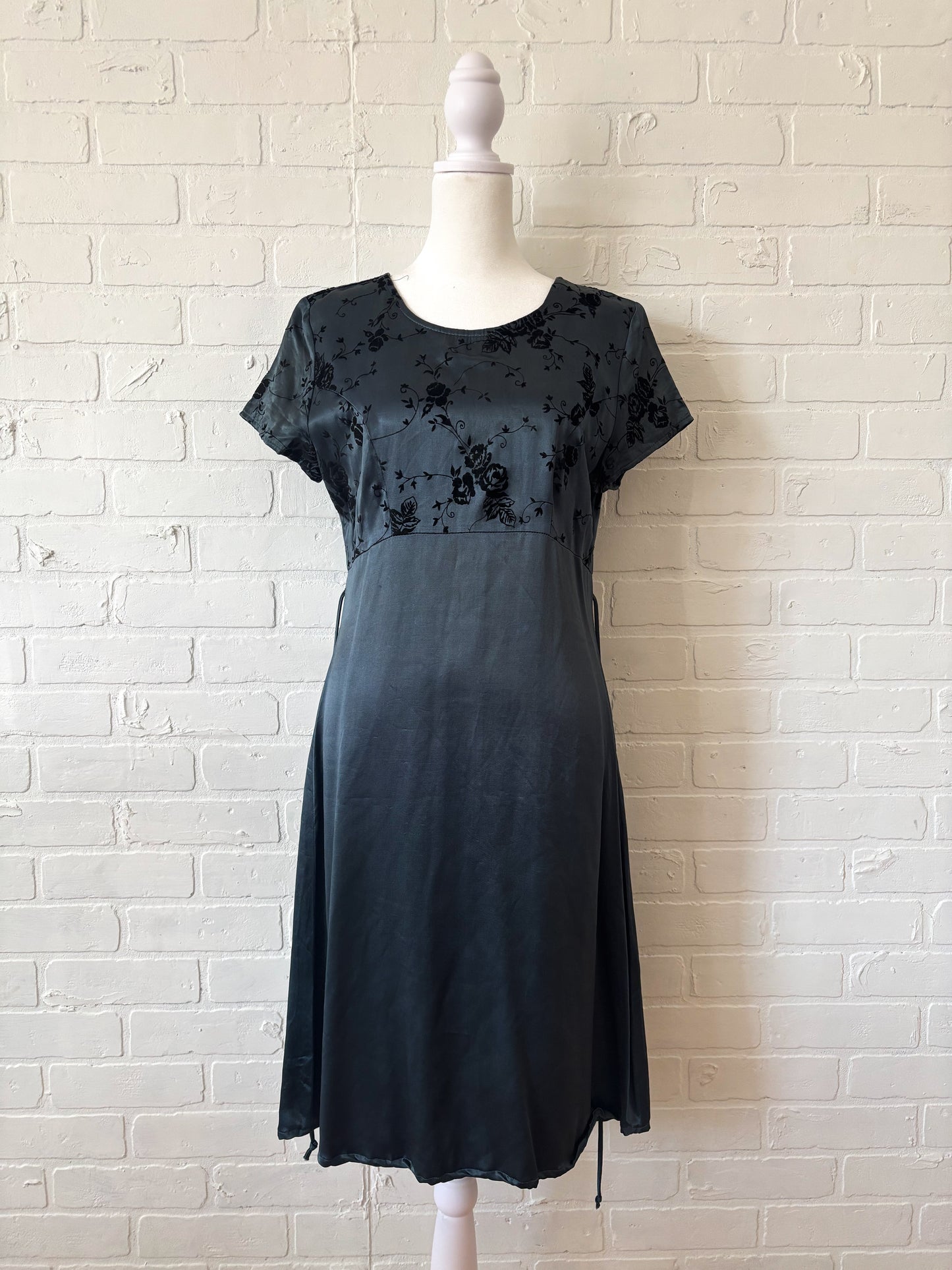 Silky Jody dress