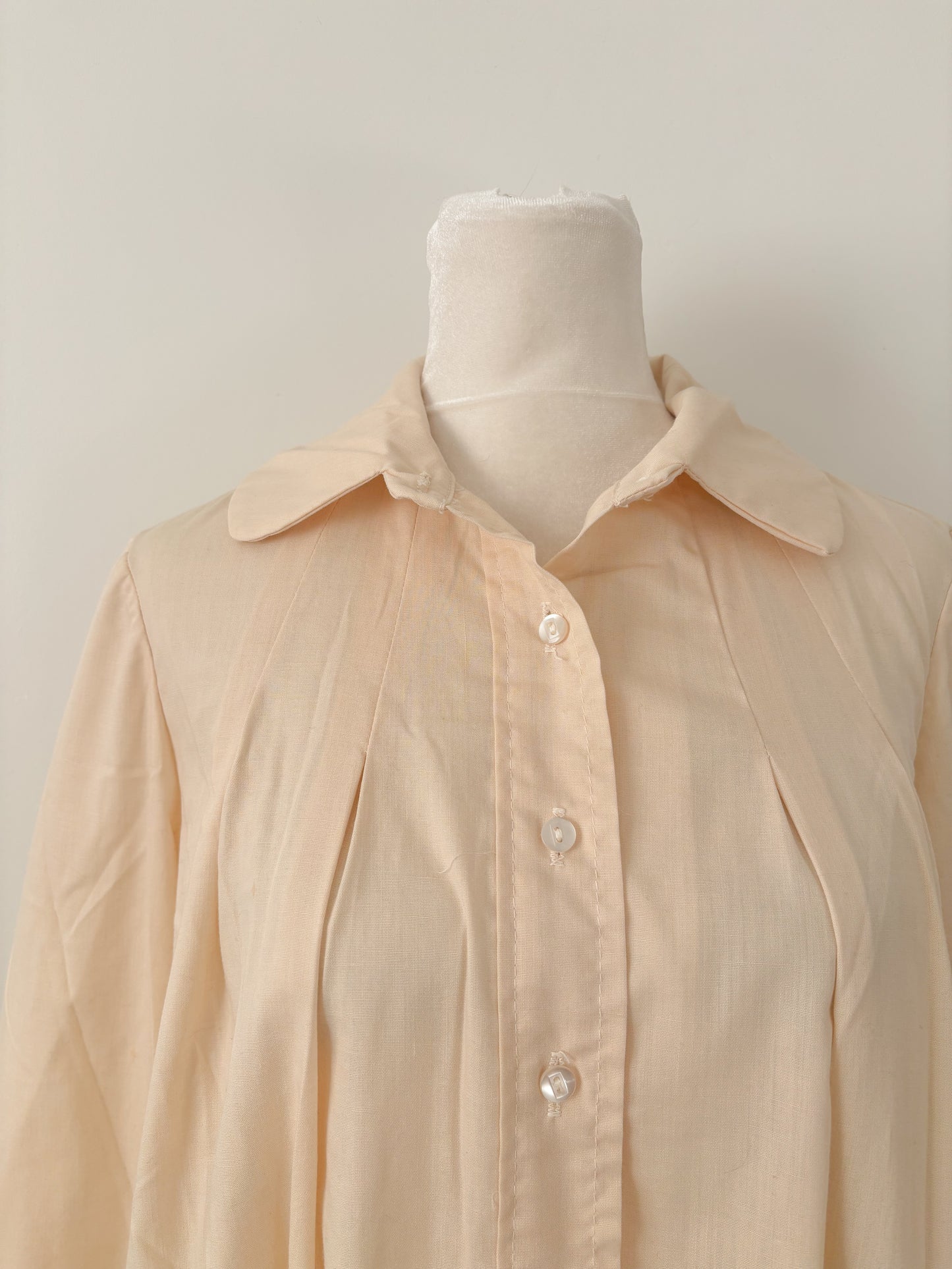 Cream collared button up blouse-M
