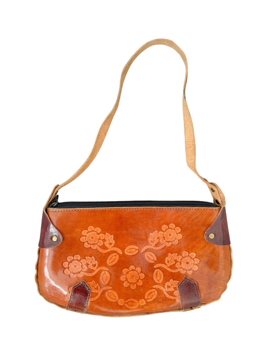 Leather shoulder bag