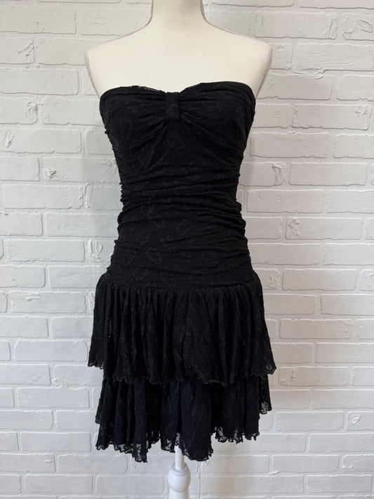 Black lace contempo dress-M