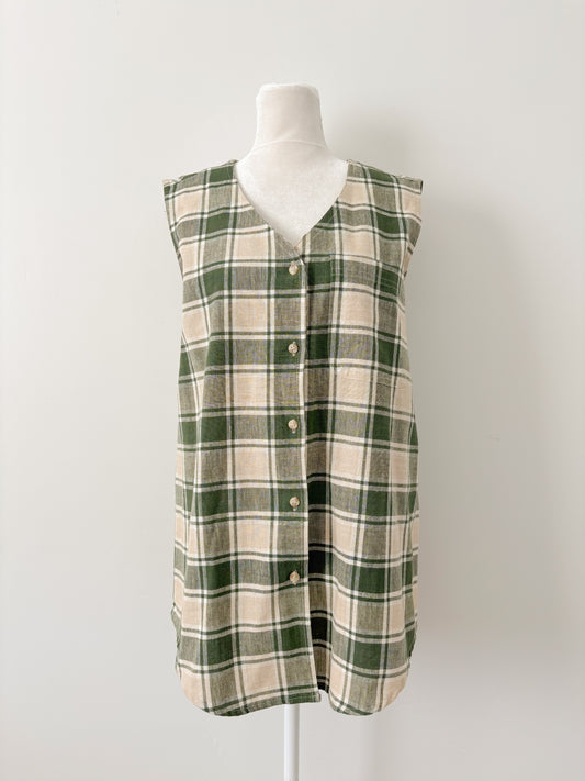Green plaid vest - m