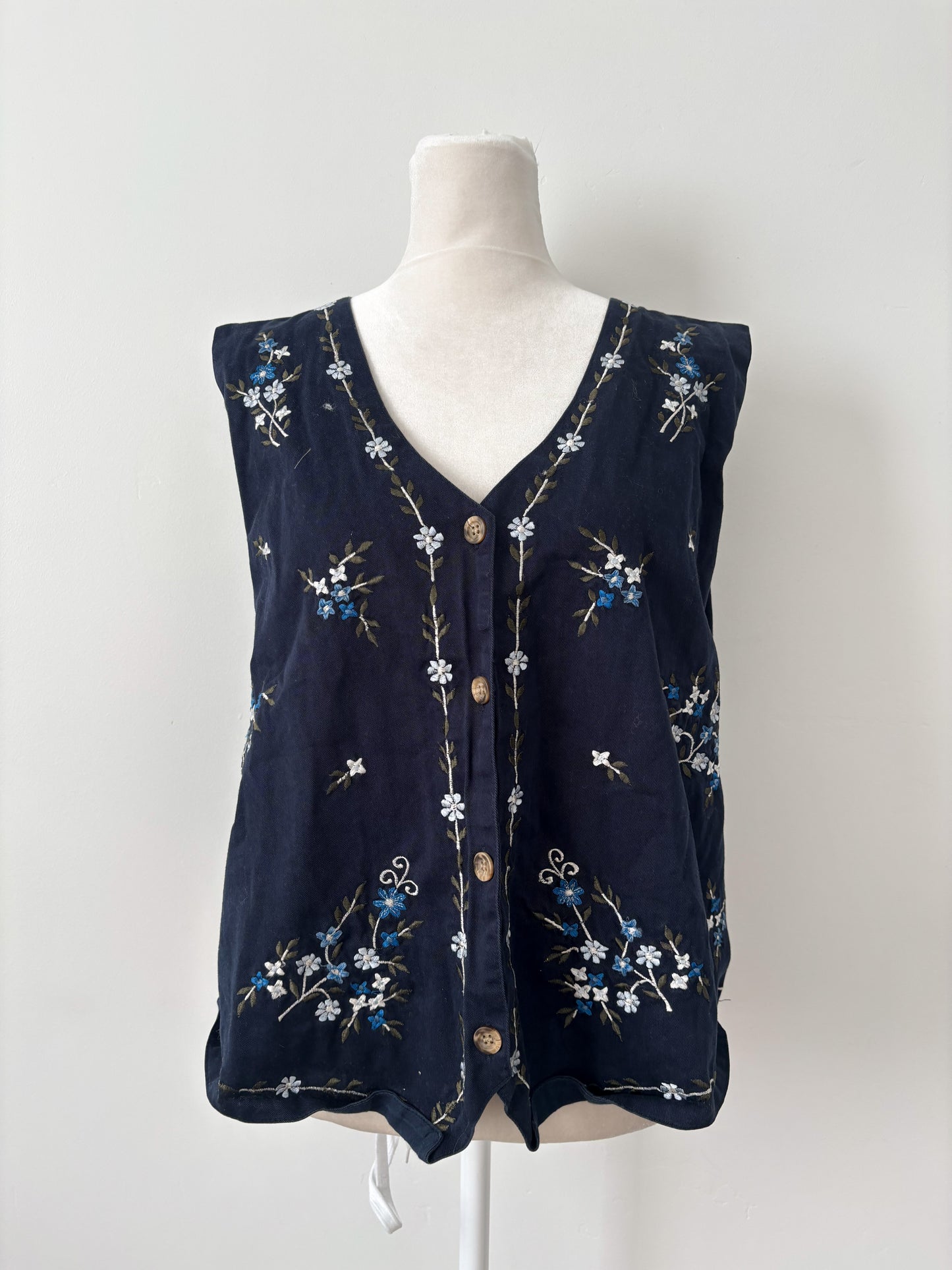 Blue embroidered vest-L