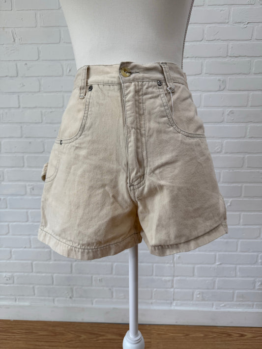 Chazzz cream shorts - 9