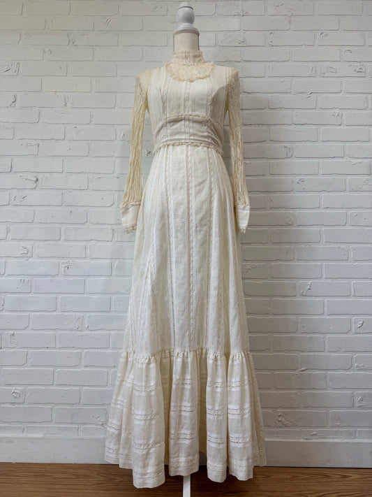 Cream wedding dress-S