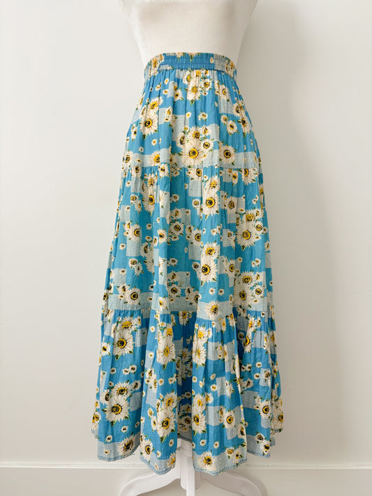 Blue tiered daisy skirt-L