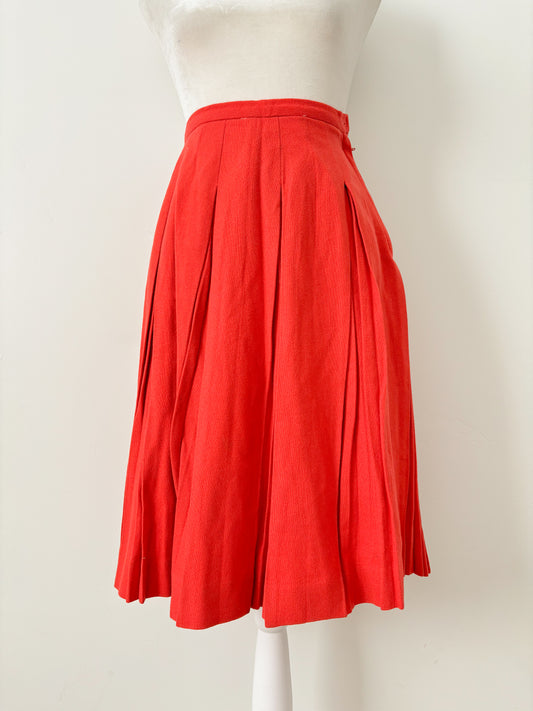 Red pleated skirt-S