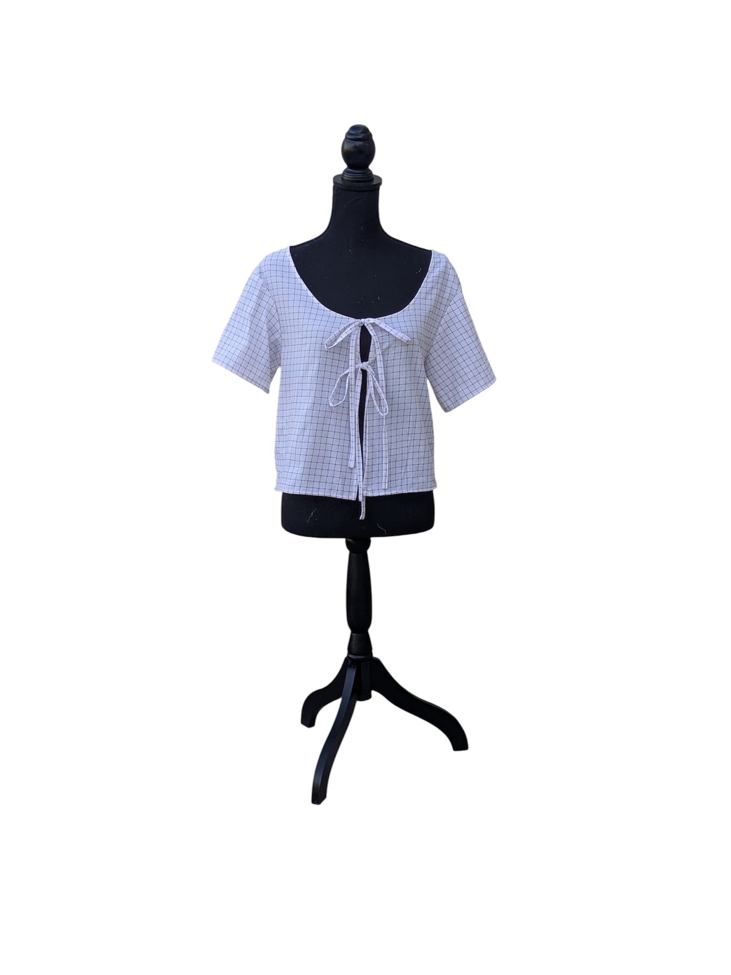 White and Red Grid short sleeve top