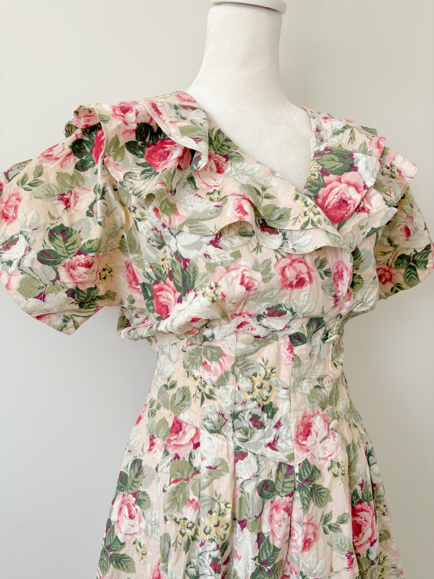 Floral ruffle collar mini dress-M